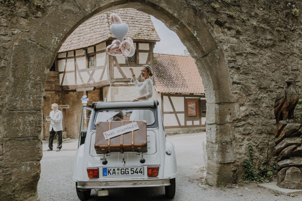 Freie Trauung in Haßmersheim auf Burg Guttenberg