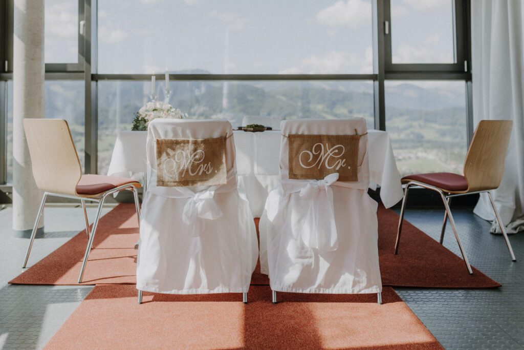 Hochzeitsfotograf Allgäu - Freie Trauung auf der Skisprung Schanze Obersdorf und Brautpaarbilder auf dem Berg Nebelhorn