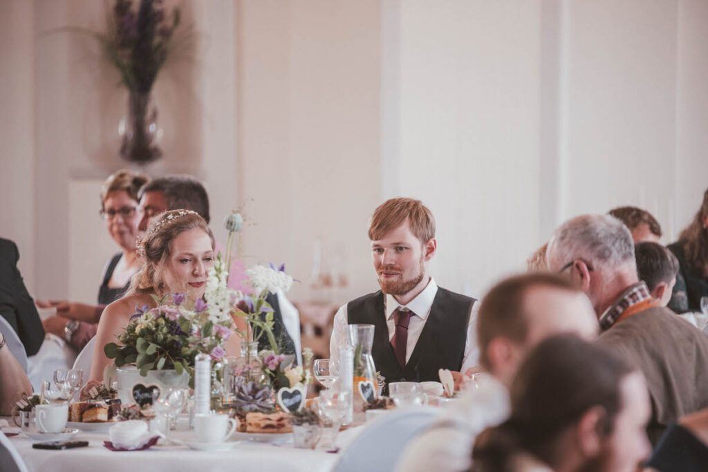 Freie Trauung im Gutshof zum Roten Löwen in Predel und After Wedding Bilder in Ludwigsburg im Barockschloss - Die Hochzeit von Lilli & Micha