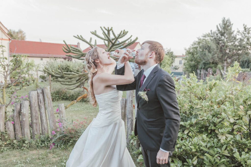 Freie Trauung im Gutshof zum Roten Löwen in Predel und After Wedding Bilder in Ludwigsburg im Barockschloss - Die Hochzeit von Lilli & Micha