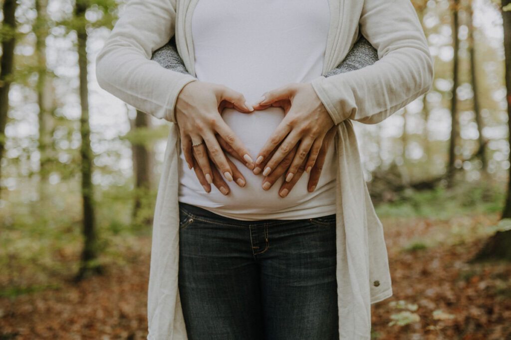 paarshooting-babybauch-schwaigern-heuchelberg